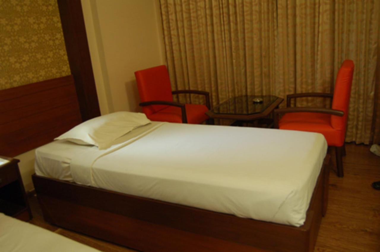 Hotel Park Plaza Madurai Dış mekan fotoğraf